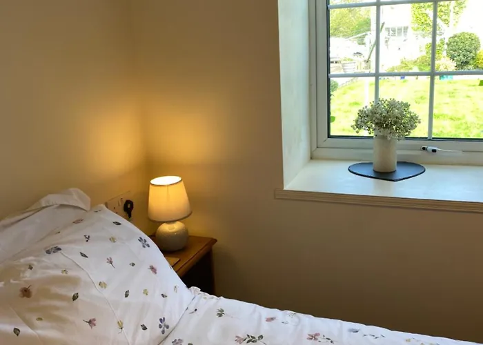 5 Glantraeth Farm Cottage