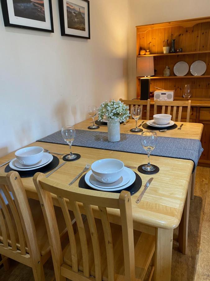 5 Glantraeth Farm