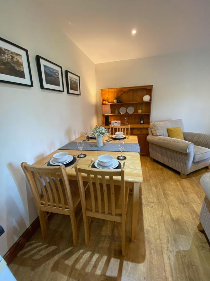 5 Glantraeth Farm Apartment Bodorgan